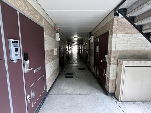 レオパレスパーシモン 辻子の物件内観写真